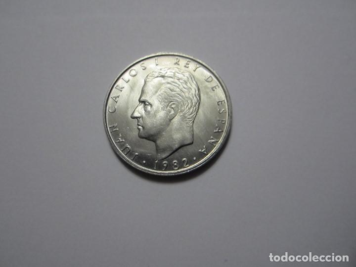 Monedas Juan Carlos I: Moneda de 2 pesetas de 1982 SIN CIRCULAR - Foto 1