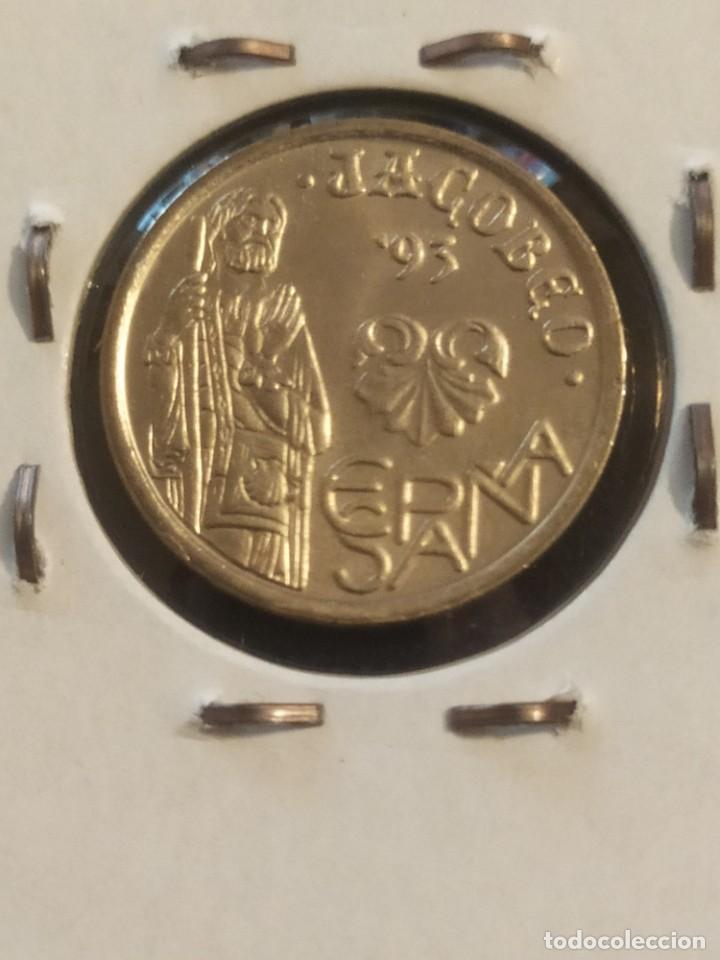 Monedas Juan Carlos I: ERROR. 5 PTAS. 1993 JACOBEO S/C - Foto 2
