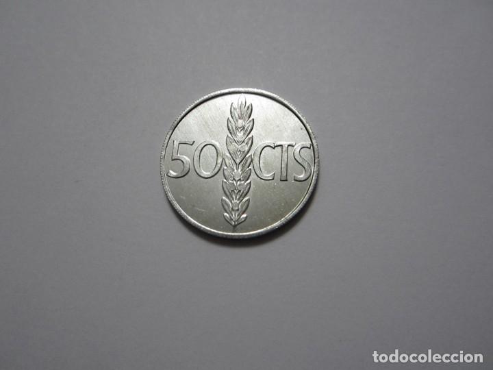 Monedas Juan Carlos I: moneda de 50 c&eacute;ntimos de 1975*76 SC - Foto 2
