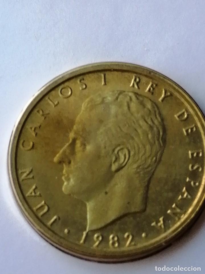 Monedas Juan Carlos I: 100 pesetas. 1982. Prueba numism&aacute;tica FNMT. PROOF. - Foto 6