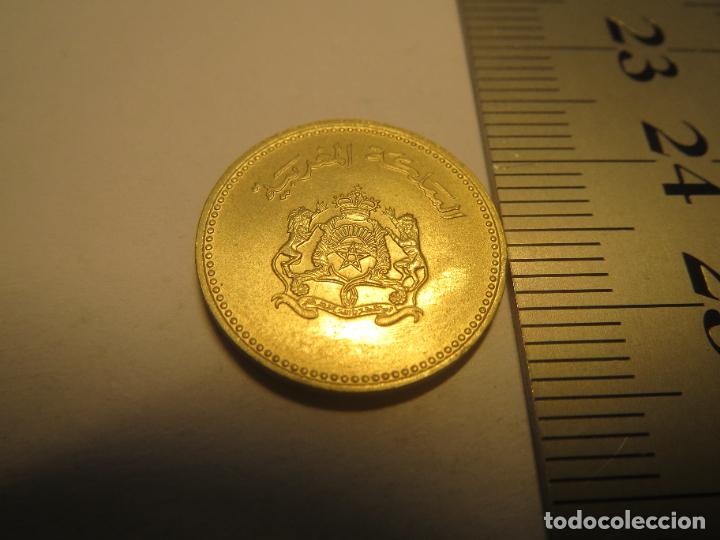 Monedas Juan Carlos I: MONEDA 5 CENTIMOS DE DIRHAM 1987 1407 CENTIMES (3) - Foto 2