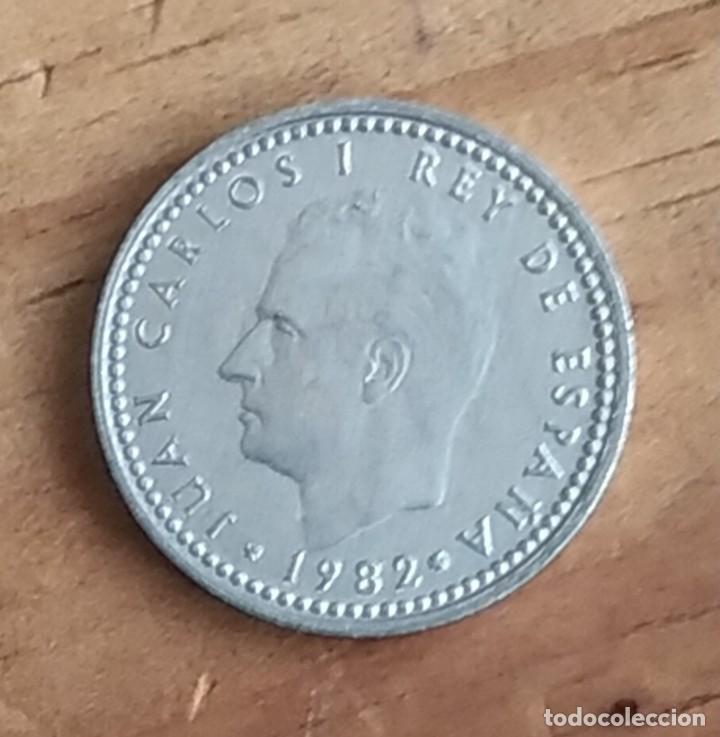 Monedas Juan Carlos I: ## Error ## 1 Peseta 1982 con excesos ## - Foto 3