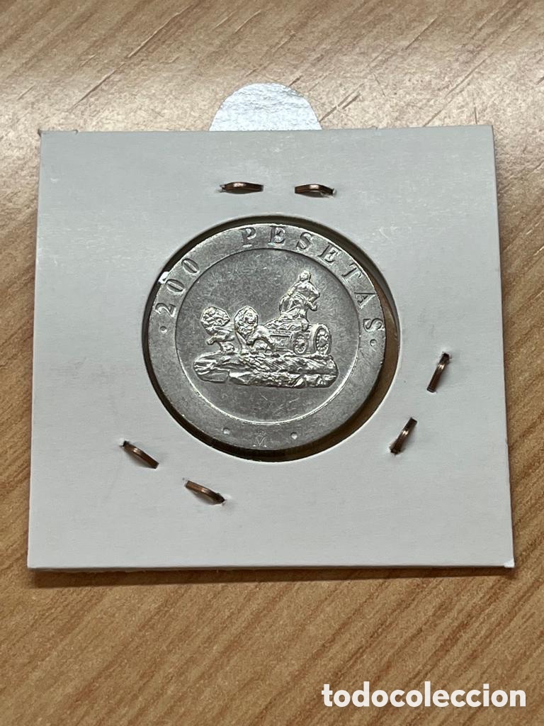 Monedas Juan Carlos I: Moneda 200 pesetas 1990 - Foto 2
