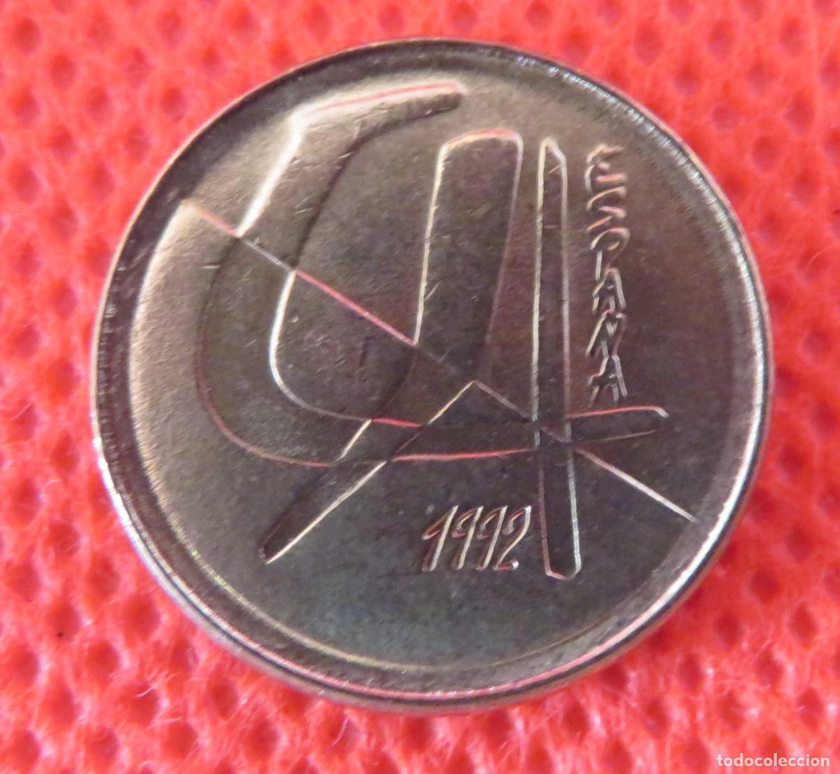 Monedas Juan Carlos I: Moneda de 5 pesetas de 1992 - Foto 2
