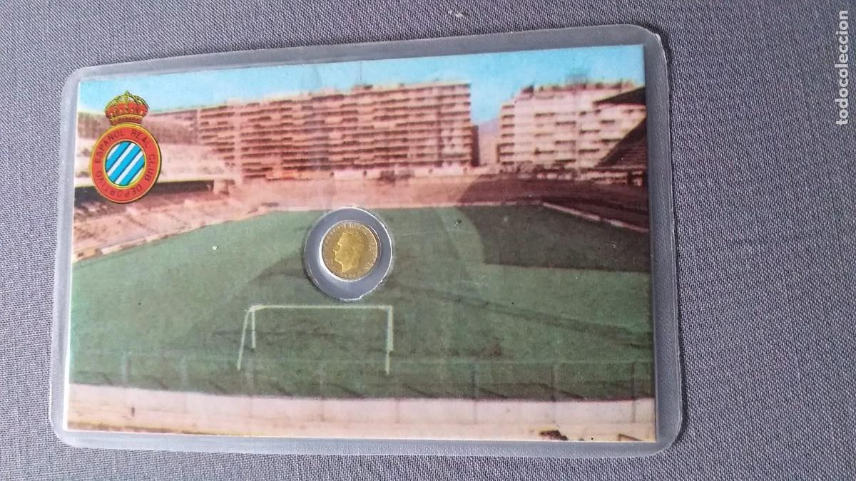 Moedas Juan Carlos I: Carnet plastificado, ESPA&Ntilde;A 82 # campo REAL CLUB DEPORTIVO ESPA&Ntilde;OL # diminuta moneda ba&ntilde;ada oro.