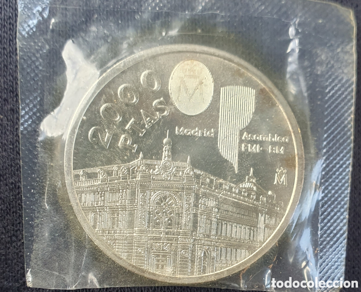 Monedas Juan Carlos I: Moneda de 2000 PTAS 1994 de PLATA LEY - Foto 2