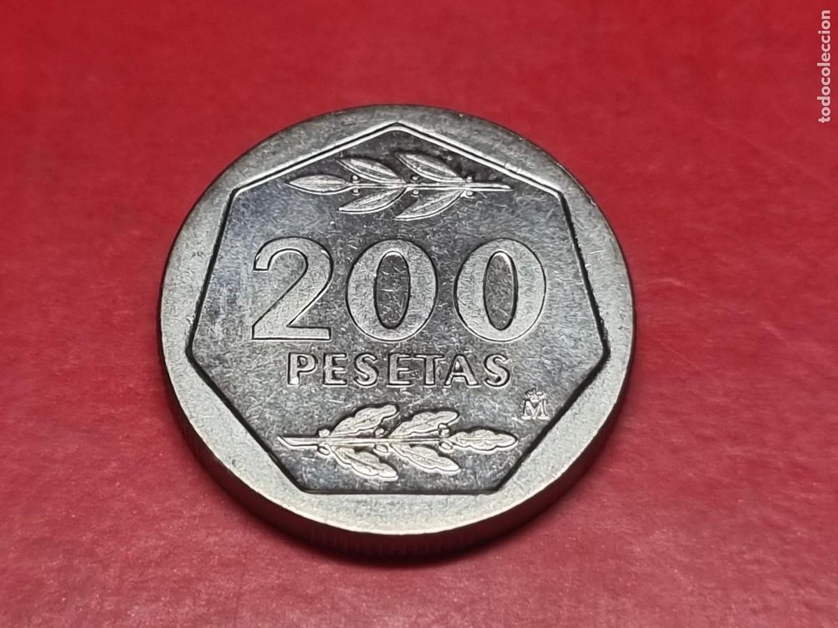 Coins Juan Carlos I: 200 PESETAS 1986 MBC++