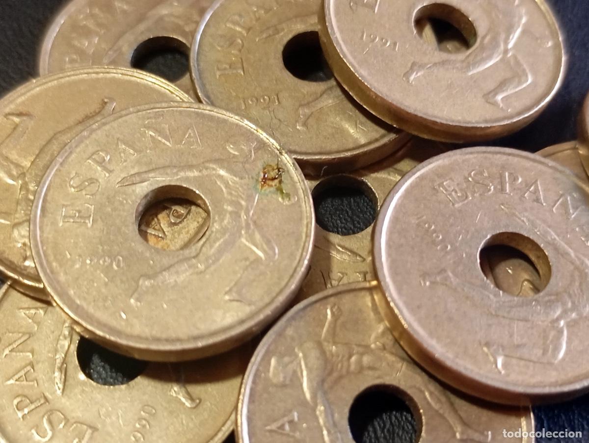 Monedas Juan Carlos I: LOTE 12 MONEDAS 25 PESETAS BARCELONA'92 - LANZADOR DISCO. JUAN CARLOS I. ESTADO COMO EN IM&Aacute;GENES.