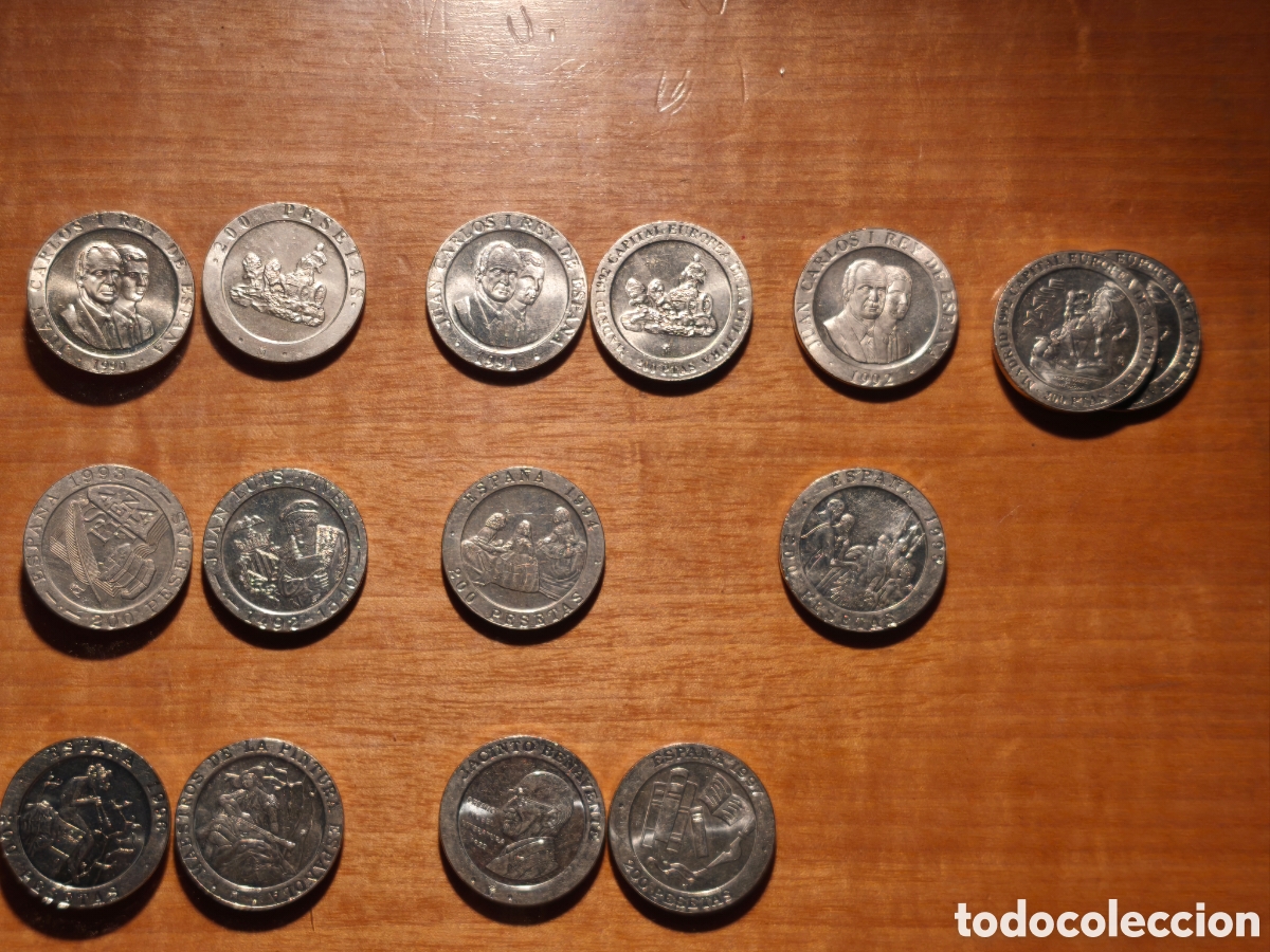 Monedas Juan Carlos I: Lote de 15 monedas de 200 pesetas diversos a&ntilde;os. Ver descripci&oacute;n.