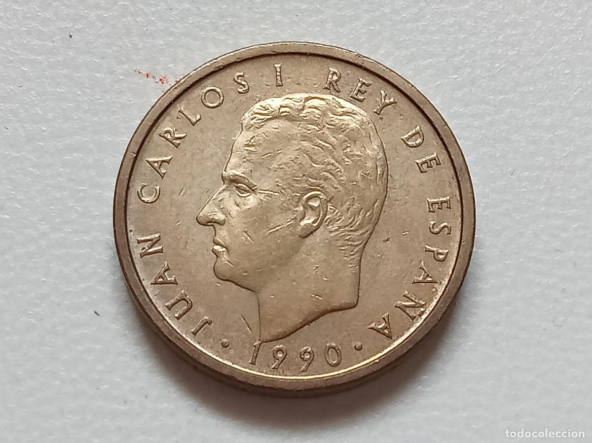 Monedas Juan Carlos I: JUAN CARLOS I 100 PESETAS 1990 LIS HACIA EL REVERSO EBC-