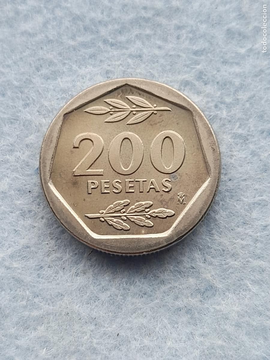 Monedas Juan Carlos I: Juan Carlos I. 200 Pesetas. A&ntilde;o 1988. Sin Circular.
