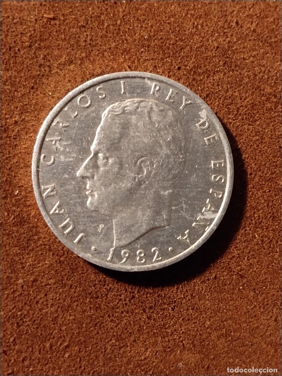 Monedas Juan Carlos I: Espa&ntilde;a &ndash; 2 Pesetas 1982 &ndash; Juan Carlos I &ndash; MBC / Buena conservaci&oacute;n