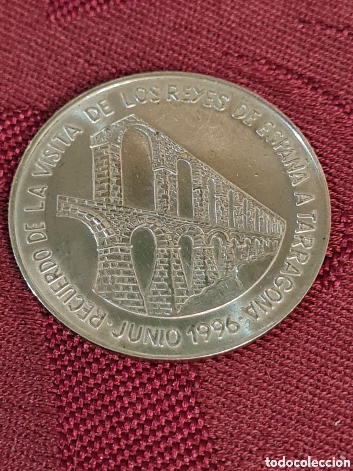 Monedas Juan Carlos I: Moneda de plata 800 visita de los Reyes de Espa&ntilde;a 1996 Tarragona (puente del diablo
