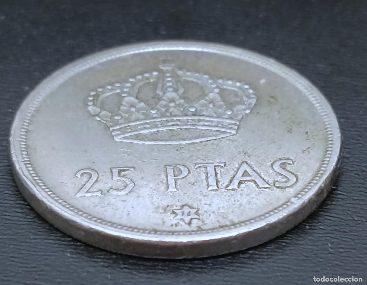 Monedas Juan Carlos I: Moneda de 25 pesetas 1975