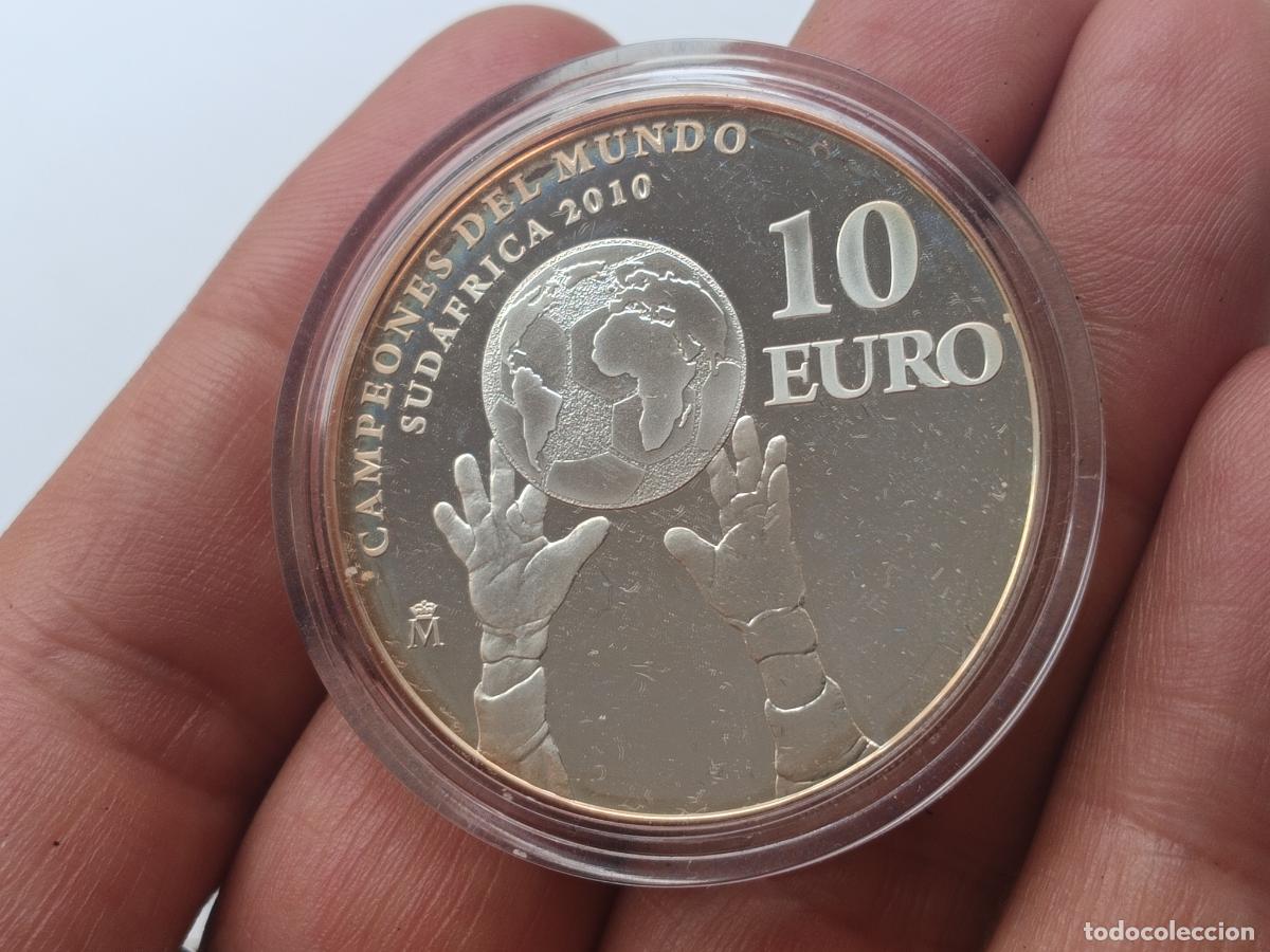 Monedas Juan Carlos I: 10 Euros de plata de 2010. Campeones del mundo. Mundial de f&uacute;tbol Sud&aacute;frica