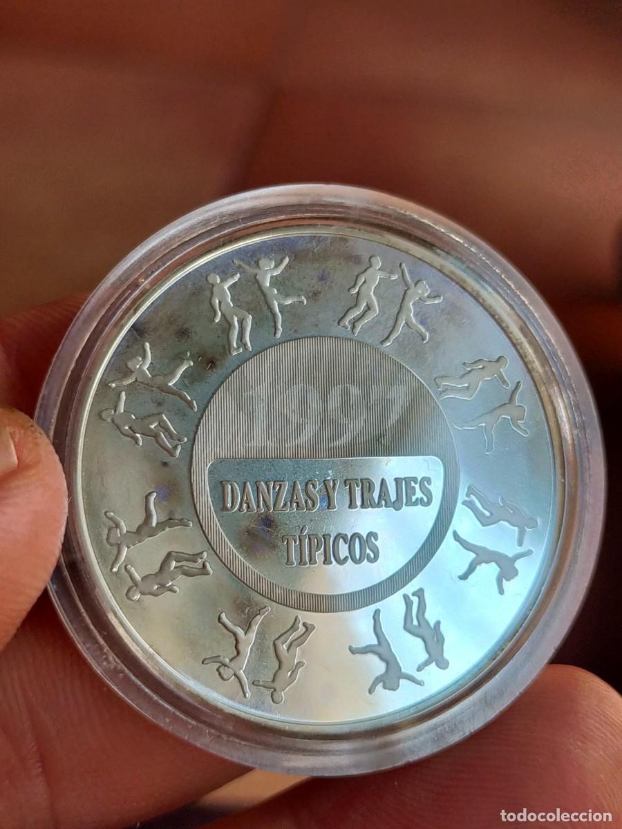 Coins Juan Carlos I: MONEDA MEDALLA DANZAS Y TRAJES TIPICOS 1997 PLATA III SERIE IBEROAMERICANA