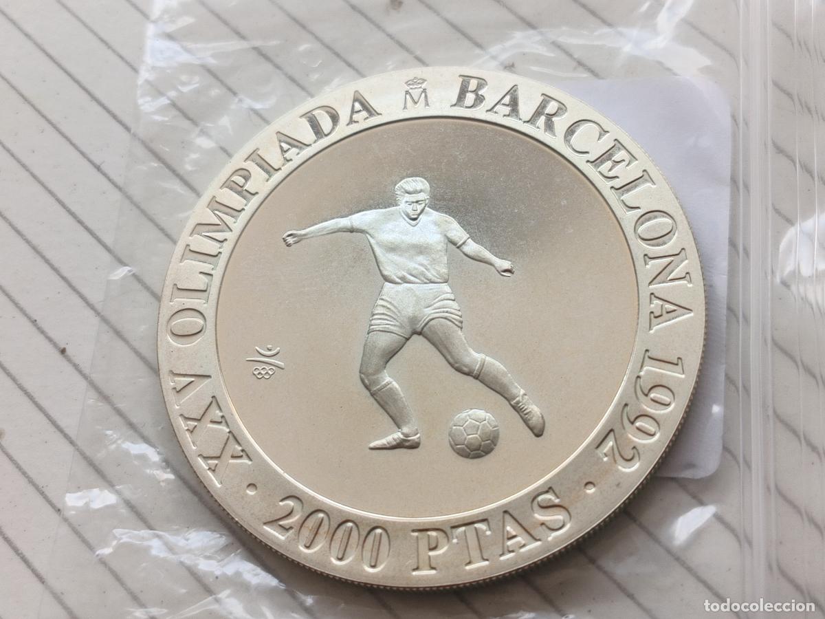 Monedas Juan Carlos I: 2000 pesetas en plata 1990. Barcelona'92