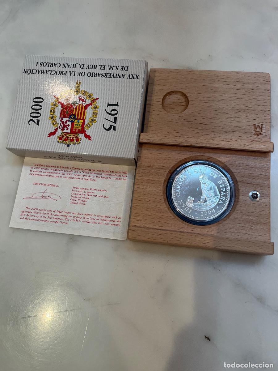 Monedas Juan Carlos I: 2000 pesetas de plata. XXV aniversario de la proclamaci&oacute;n de D. Juan Carlos I