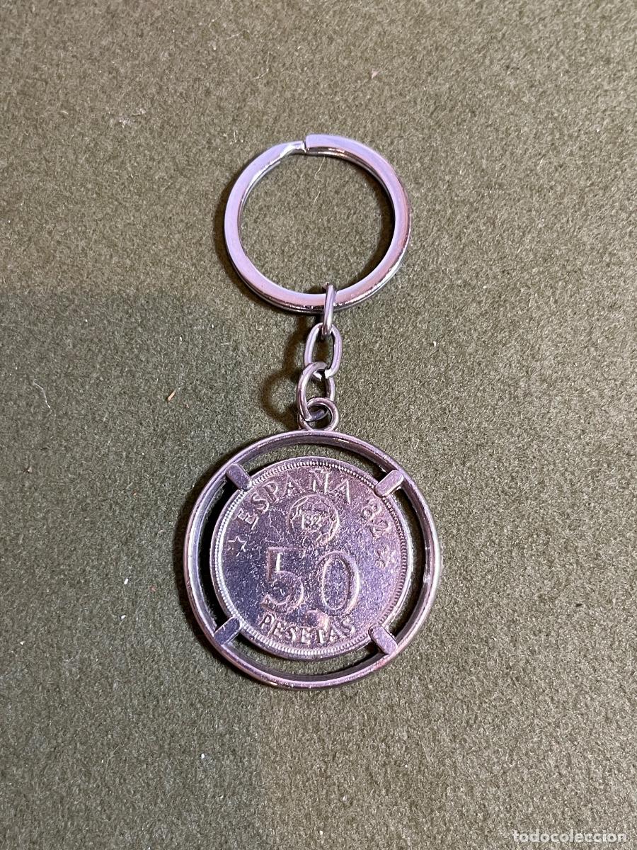 M&uuml;nzen unter Juan Carlos I: Llavero con moneda 50 Pesetas Espa&ntilde;a 82 Mundial de F&uacute;tbol Juan Carlos I Espa&ntilde;a 1982 vintage numism&aacute;t