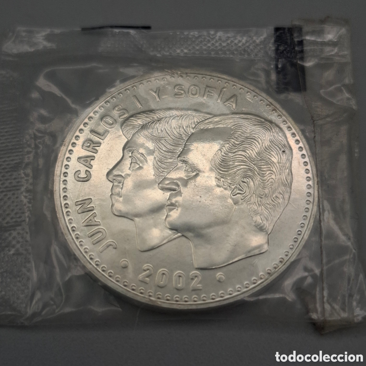 Monedas Juan Carlos I: MONEDA PLATA CONMEMORATIVA 12 EUROS. PLATA (2002) REYES EMERITOS. 18 grs. CON PRECINTO ORIGINAL
