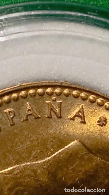 Monedas Juan Carlos I: Moneda 1 Pta. con error Chileno, Moneda 1 Peseta 1975 estrella 78 ( S C )