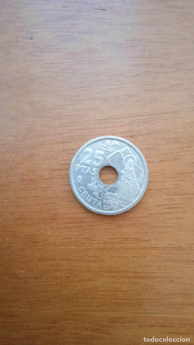 Monedas Juan Carlos I: Moneda de 25 pesetas. Juan Carlos I. 1998. Conmemorativa de Ceuta.