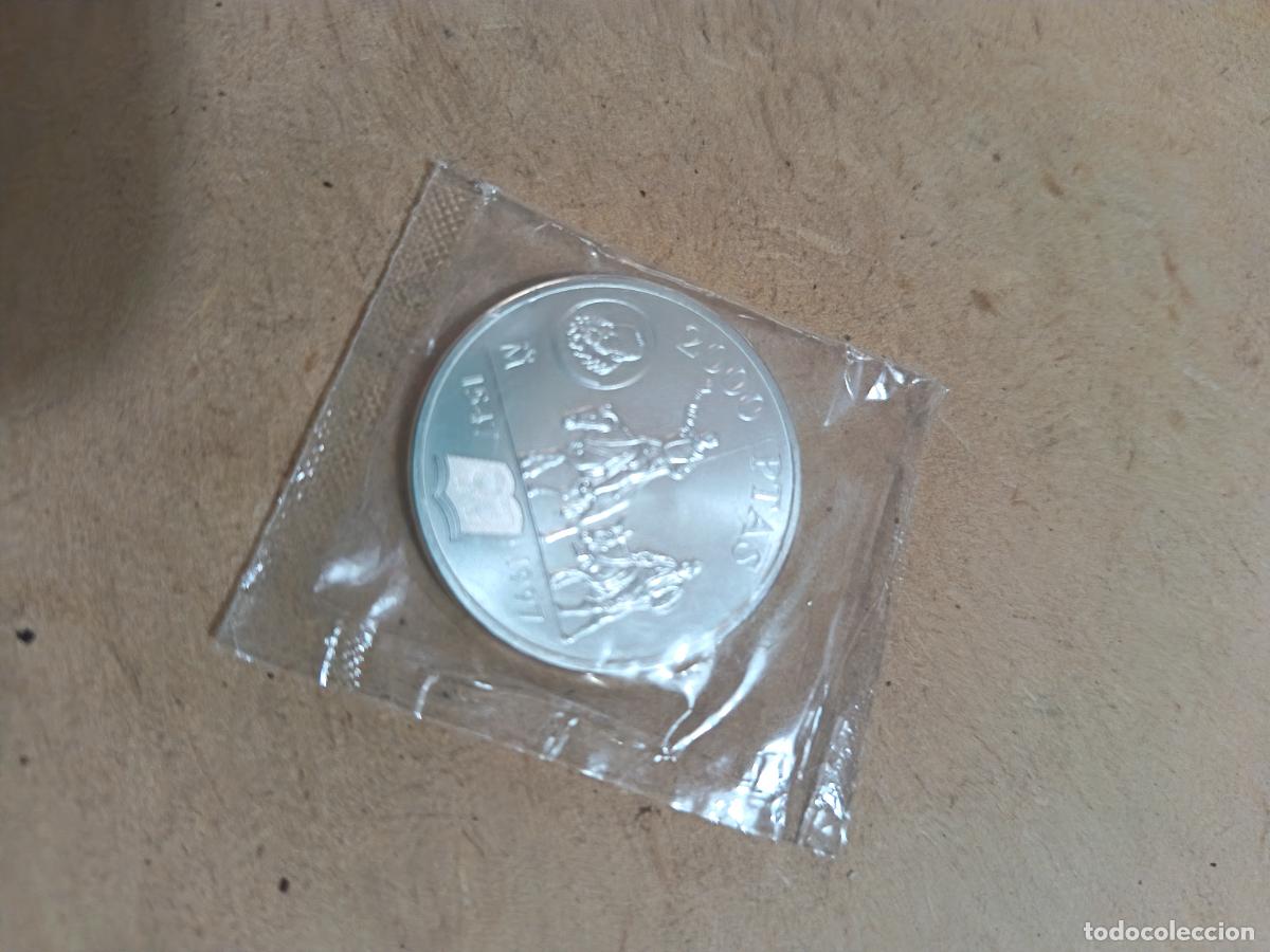 Monedas Juan Carlos I: 2000 PTS. PLATA. QUIJOTE. 1547 - 1997. EN SU FUNDA DE PLASTICO.