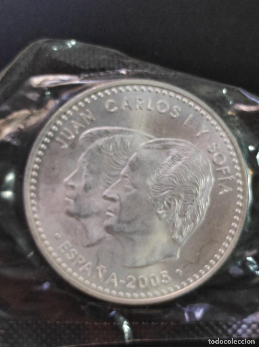 Monedas Juan Carlos I: ESPA&Ntilde;A 12&euro; 2005 . JUAN CARLOS Y SOFIA - D QUIJOTE . FOTOS. 834