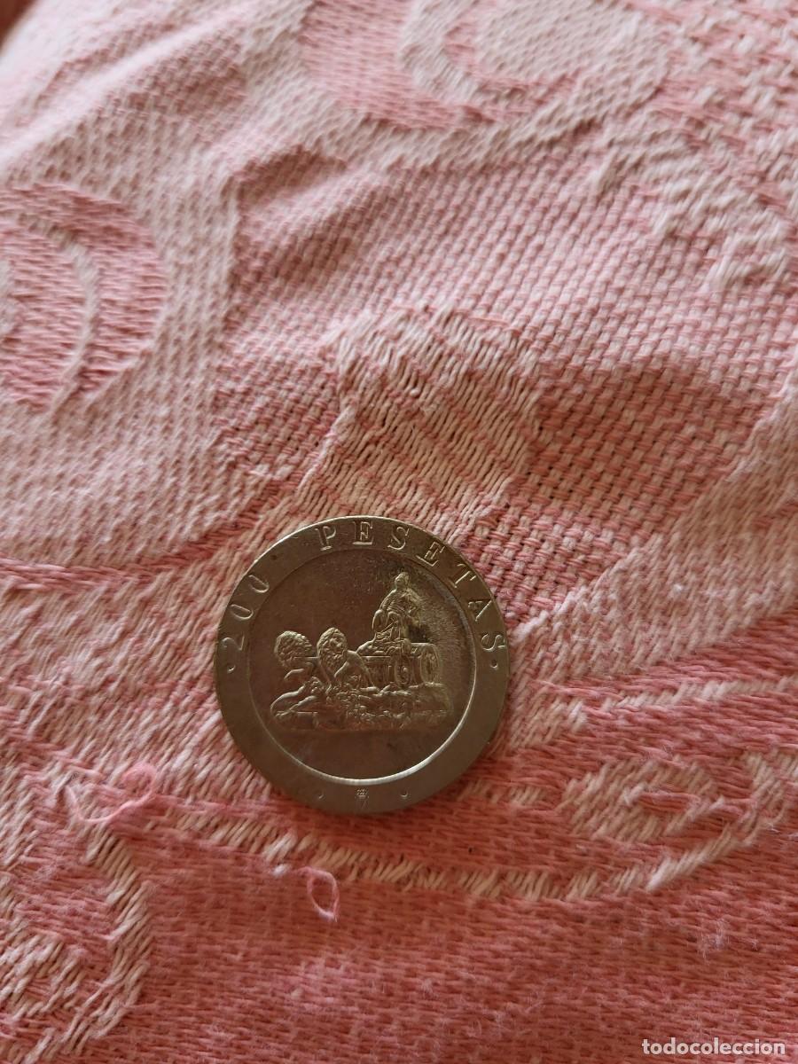 Monedas Juan Carlos I: Moneda 200 Pesetas 1990 &ndash; Carlos III