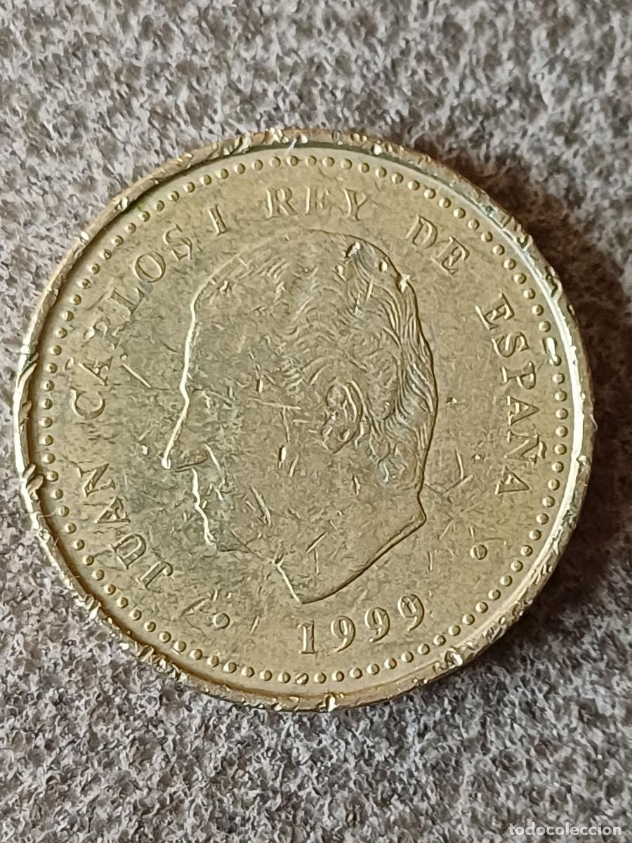 Monedas Juan Carlos I: 100 pesetas de la &eacute;poca de Juan Carlos I del a&ntilde;o 1999. Moneda conmemorativa por la &rdquo;gente mayor&rdquo;.