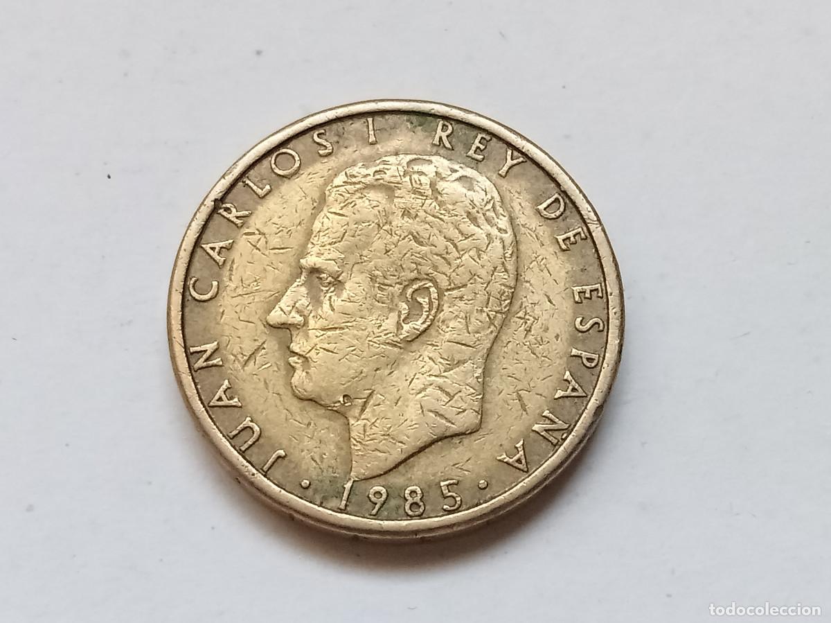 Monedas Juan Carlos I: JUAN CARLOS I 100 PESETAS 1985 LIS HACIA EL ANVERSO MBC