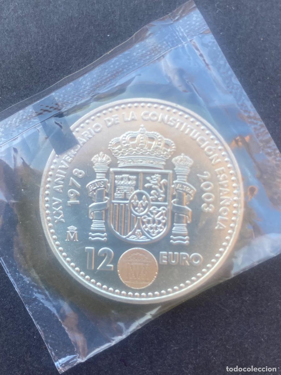 Monedas Juan Carlos I: Moneda de Espa&ntilde;a de 2003 de 12&euro; de plata XXV Aniversario de la Constituci&oacute;n