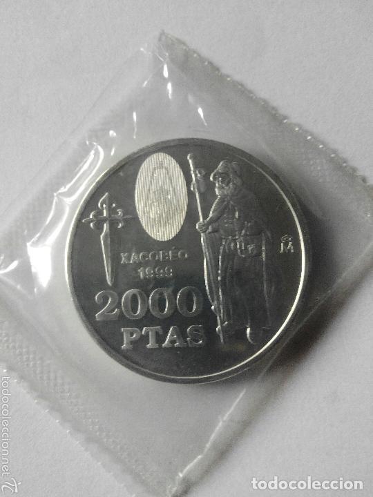 Coins Juan Carlos I: 2000 pesetas de plata de 1999 precintada