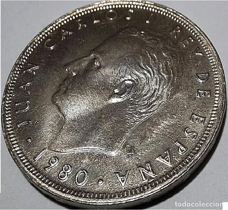 Monedas Juan Carlos I: Espa&ntilde;a, ERROR: 25 pesetas 1980 *80 &rdquo;Nuca y cuello repintado&rdquo;. Ver fotos.
