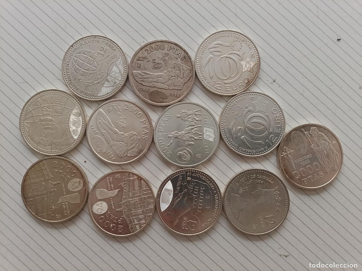 Monedas Juan Carlos I: 12 monedas de 2000 pesetas y 12 E de plata