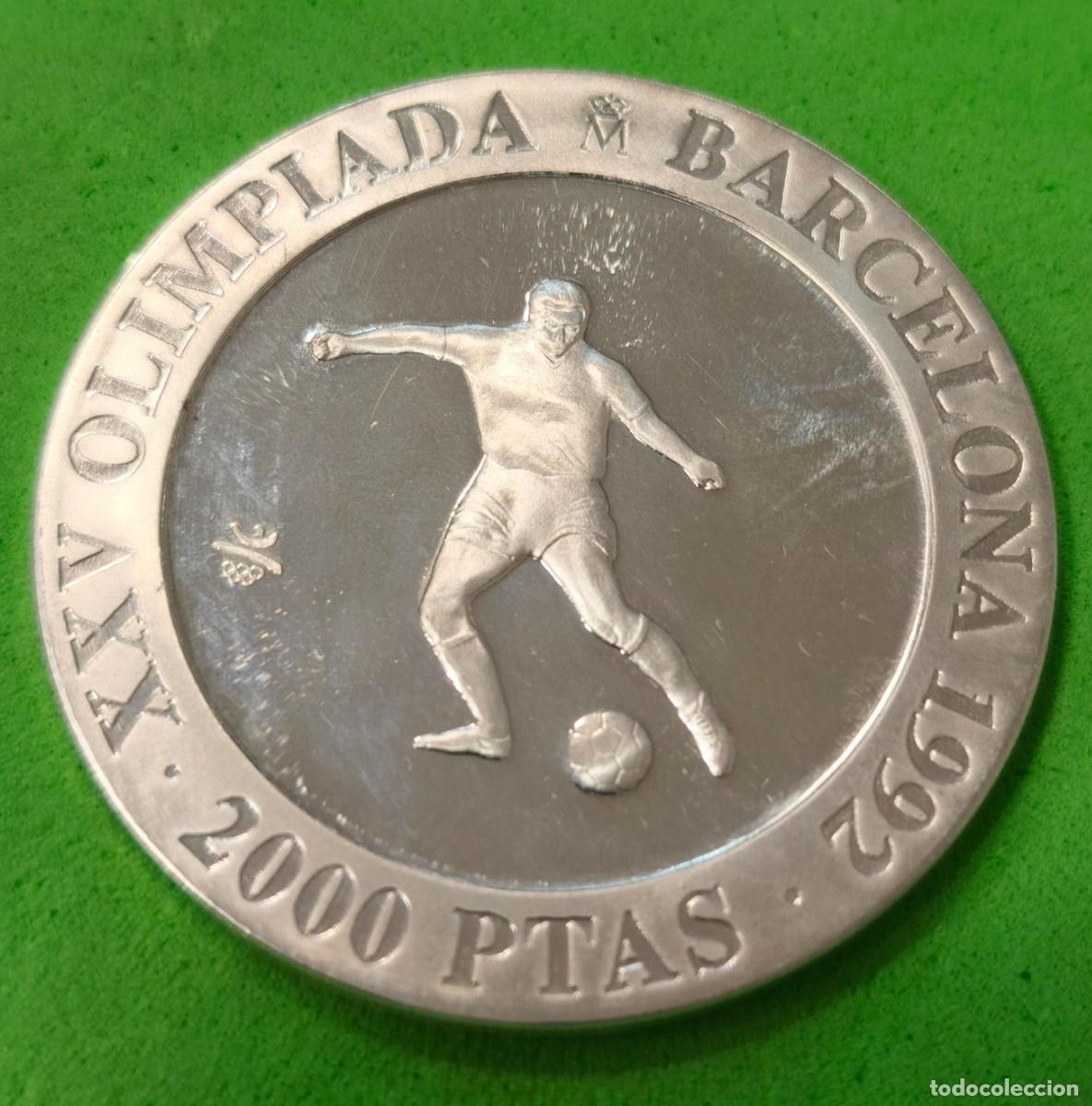 Monedas Juan Carlos I: ESPA&Ntilde;A. A&Ntilde;O 1990. 2000 PTAS PLATA OLIMPIADAS 1992 &rdquo;FUTBOL&rdquo;. PESO 27,04 GR