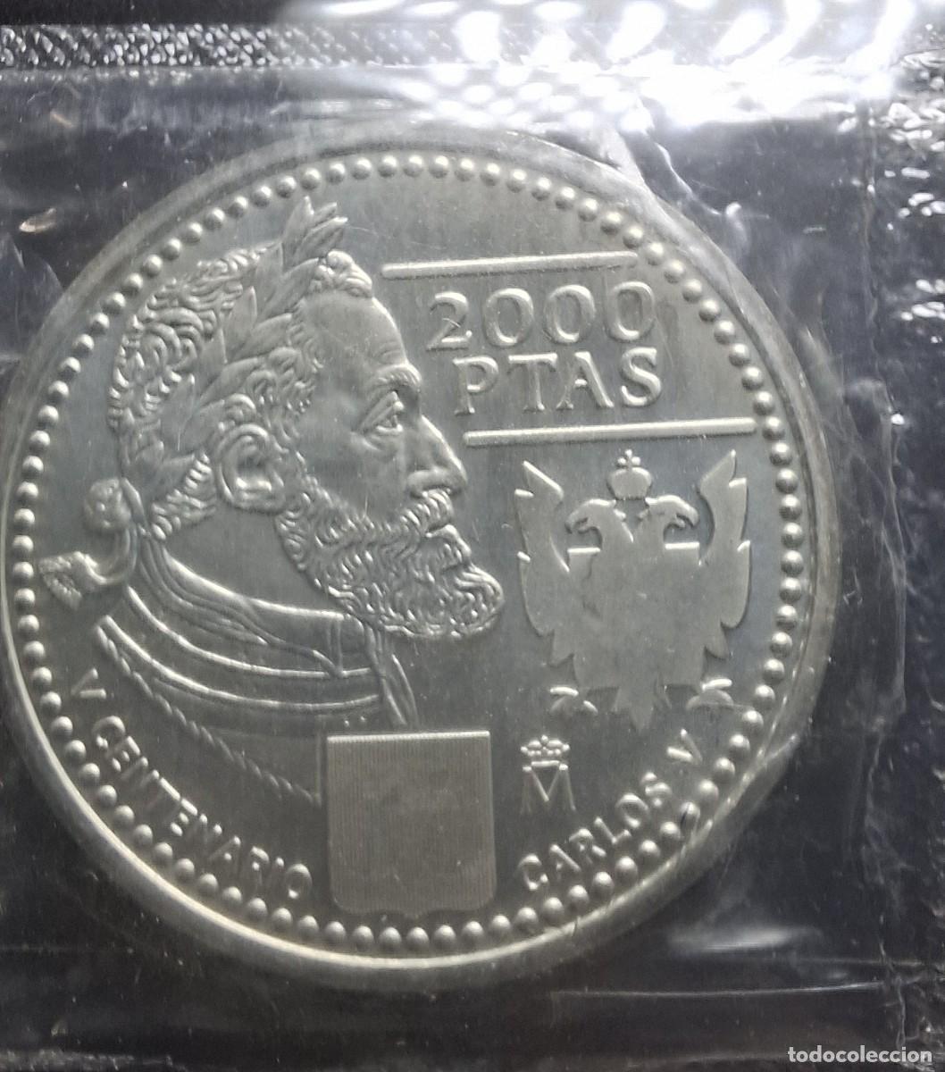 Monedas Juan Carlos I: ESPA&Ntilde;A 2000 2.000 Pesetas PLATA (V Centenario del rey Carlos V) ENVASE ORIGINAL KM 1015 SC