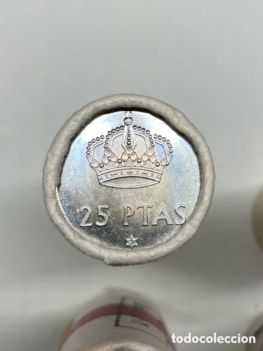 Monedas Juan Carlos I: Una moneda de 25 ptas 1975 *78 SC procedente de cartucho original FNMT