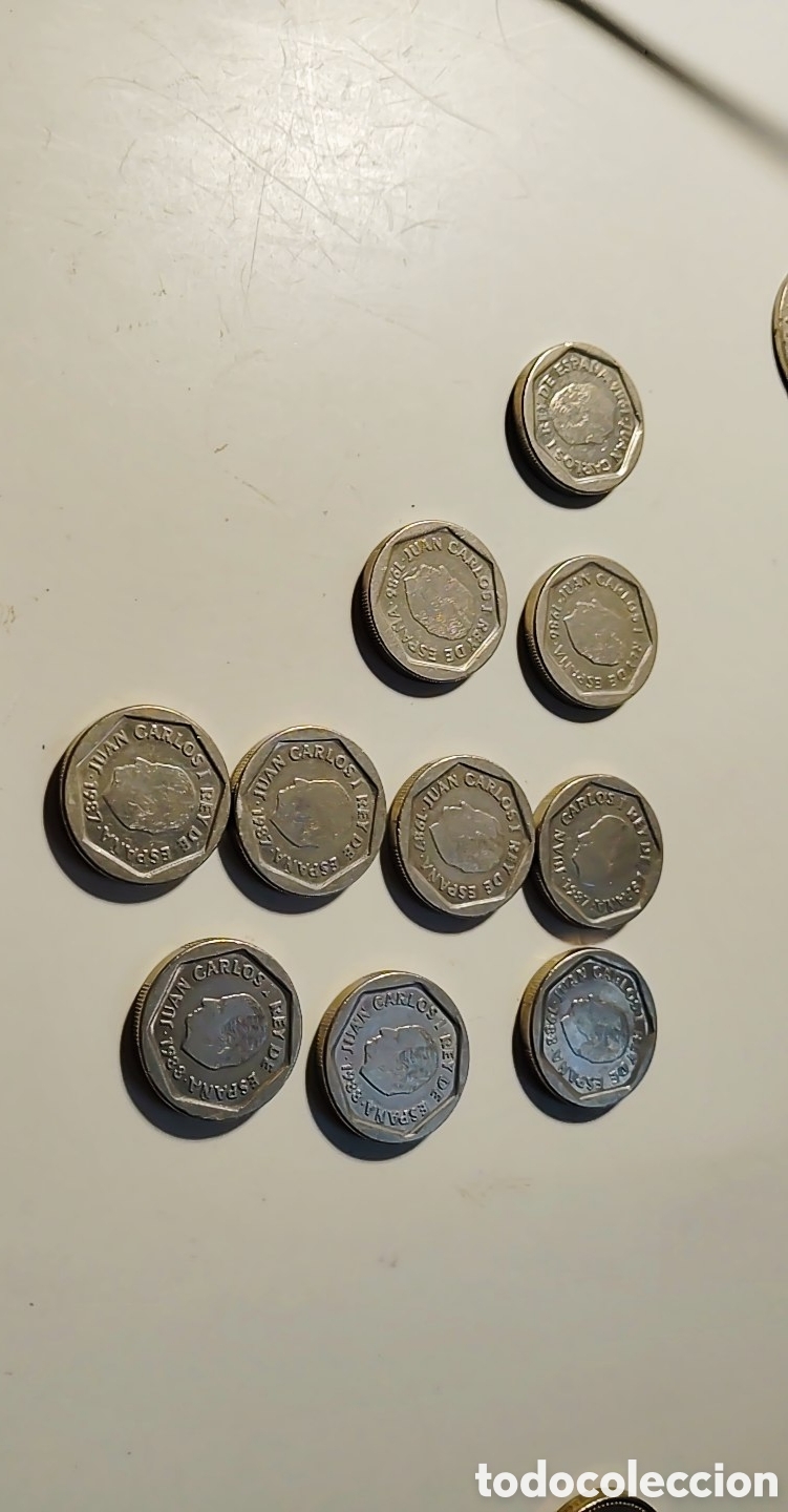 Monedas Juan Carlos I: Lote de 20 monedas de 200 pesetas. Juan Carlos I. A&ntilde;os 86-87-88