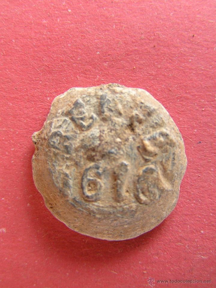 Monedas locales: PRECINTO DE PLOMO . RENFE 1616. OSUNA. RARO. - Foto 2