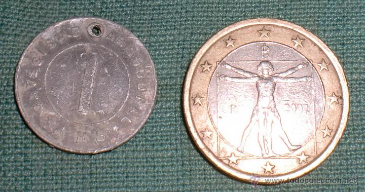 Monedas locales: Ficha de catecismo parroquial, una comida - Foto 1