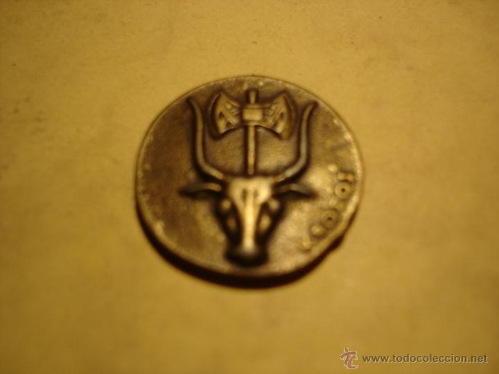 Monnaies locales: EXTRA&Ntilde;A PIEZA - 23 MM.