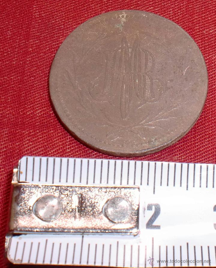 Monedas locales: Ficha MB - Foto 1