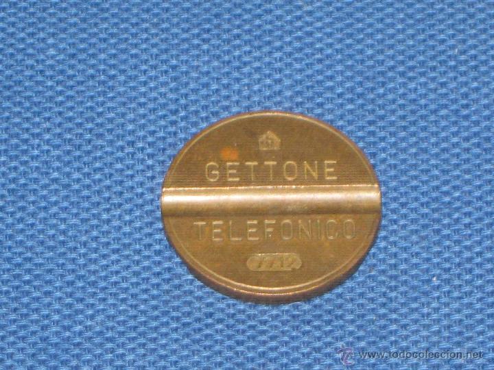 Moedas locais: Antiguo jet&oacute;n, token o ficha de tel&eacute;fono de bronce con la inscripci&oacute;n &ldquo;GETTONE TELEFONICO&rdquo;
