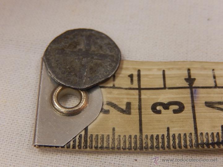 Monedas locales: Moneda. Plomo de iglesia. La Sang. Mallorca. - Foto 4