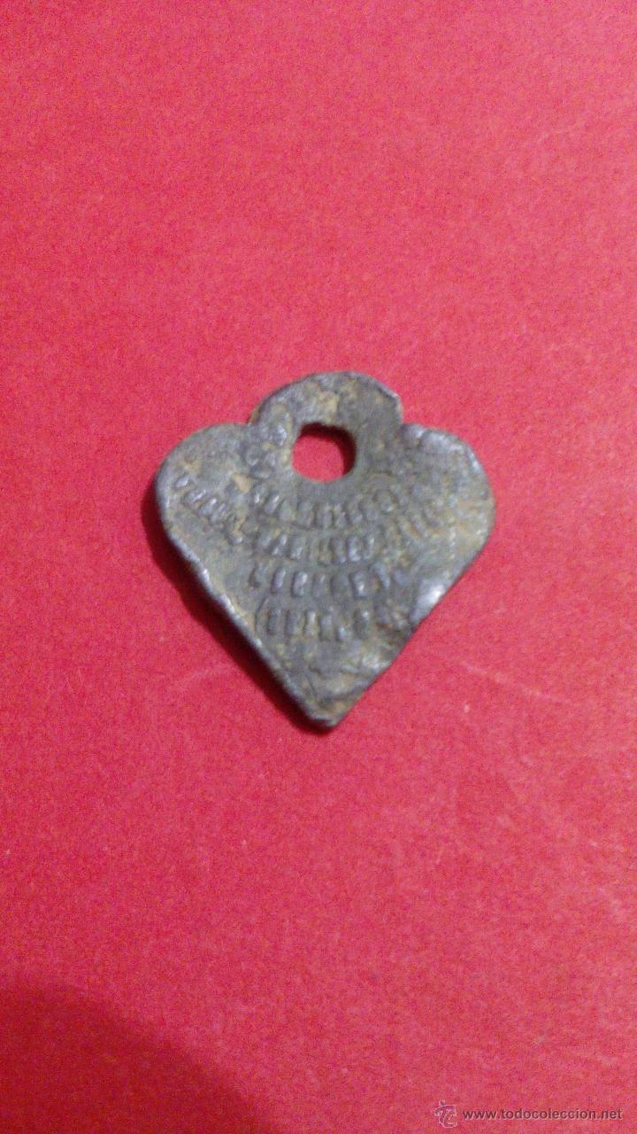 Monedas locales: PRECINTO O MARCHAMO DE PLOMO, CON FORMA DE CORAZ&Oacute;N, MART&Iacute;NEZ, GRANADA - Foto 2