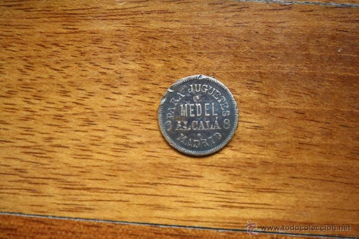 Monedas locales: Ficha MEDEL-ALCALA-MADRID. - Foto 2