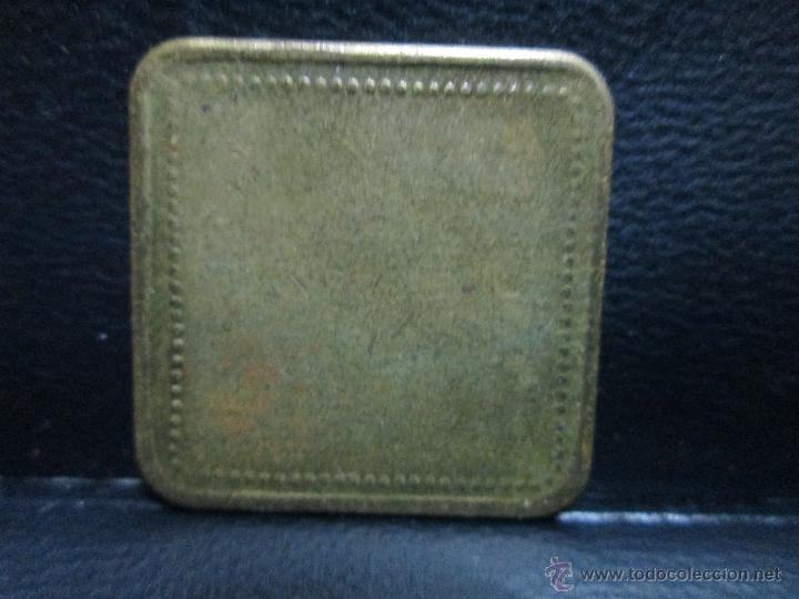 Monedas locales: ficha de 5 centimos a identificar - Foto 2