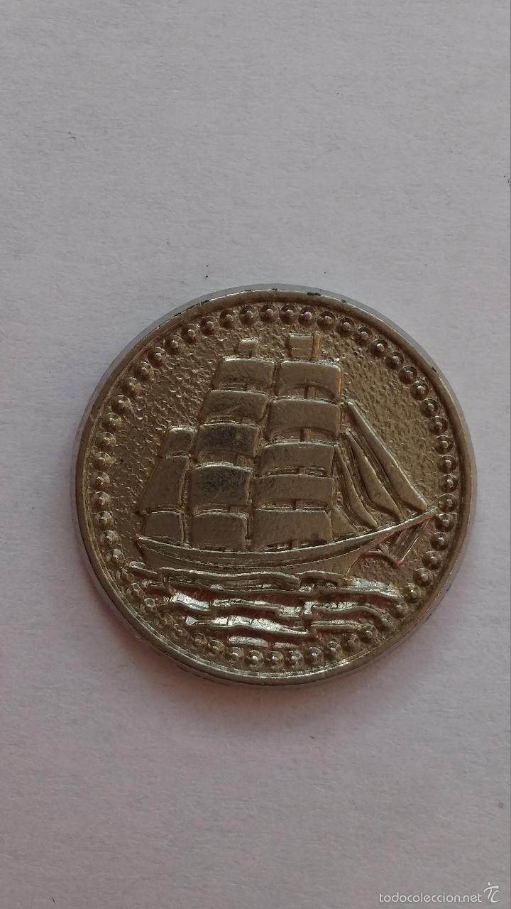 Monedas locales: Ficha ,moneda de publicidad de whisky cutty sark - Foto 2