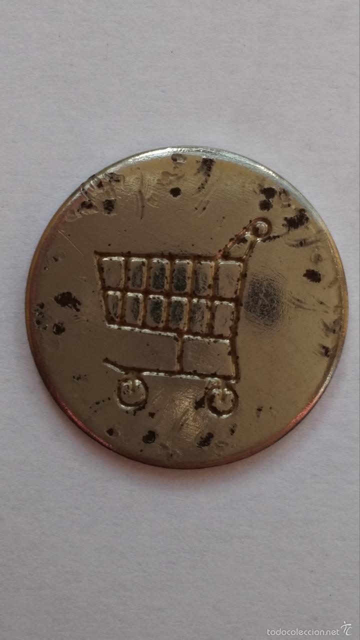 Moedas locais: Ficha ,con a&ntilde;os de carrito de la compra ,centro comercial